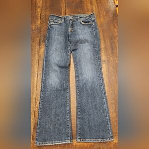 Lucky Brand Women's Denim Jeans. Size 8. Light Wash. Straight Leg Bootcut.